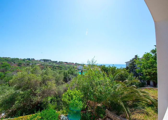 Garden Resort - Apartments Lavanda